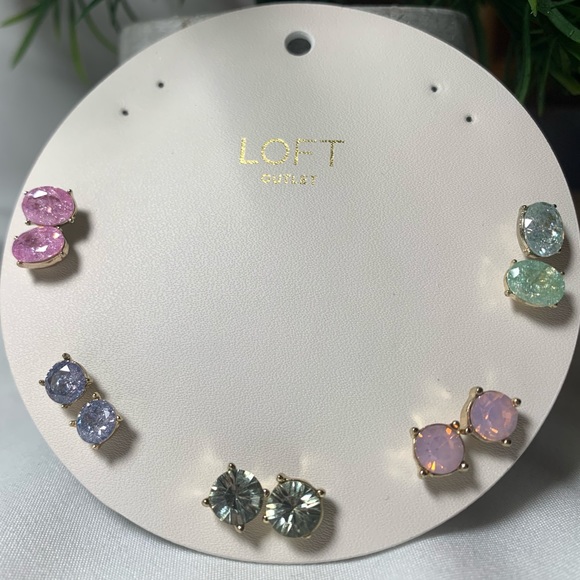 Set of 5 Colorful LOFT Earrings - Picture 3 of 3